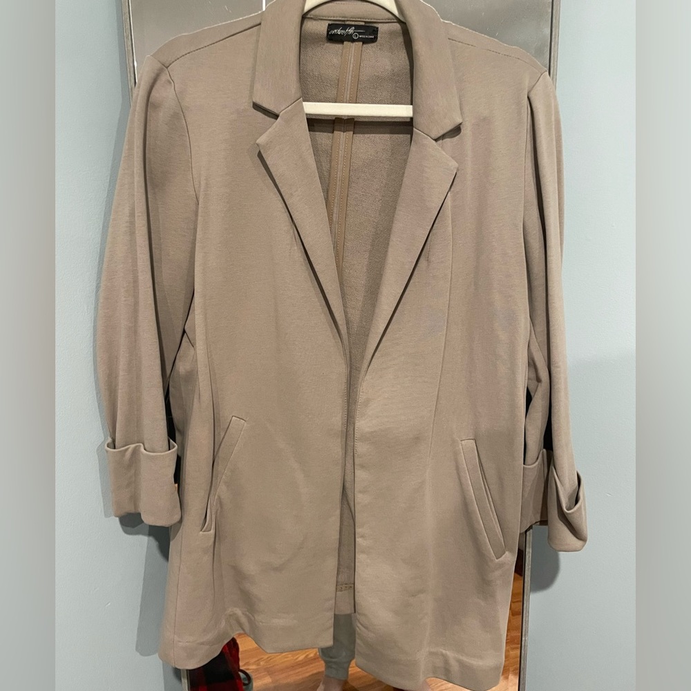 Worn twice!! Vici Tan Jersey Blazer